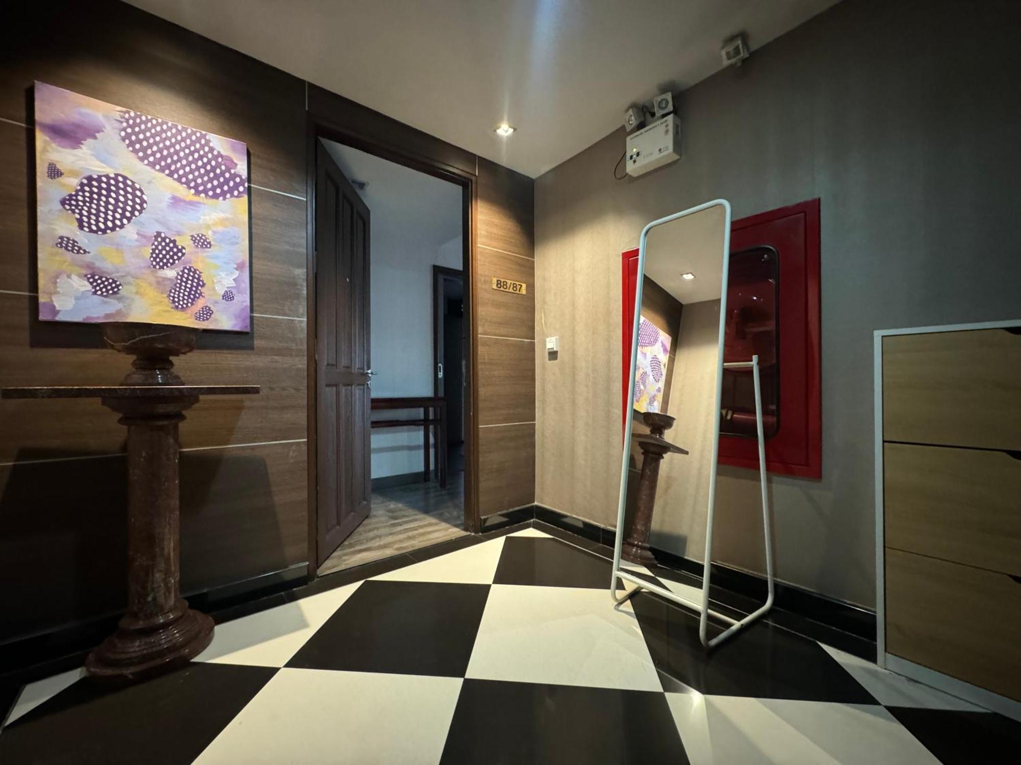 Apartamento W8 2 Plus Bedroom Luxury Private Floor Penthouse In Central Bkk Banguecoque